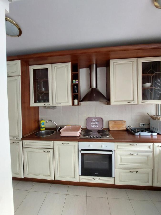 Apartman Laura ซาเกร็บ ภายนอก รูปภาพ
